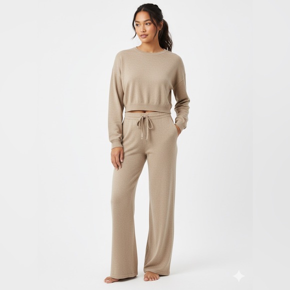 H&M mushroom lounging set sweater and sweatpants Super soft teen 14,  XS adult - Picture 1 of 12